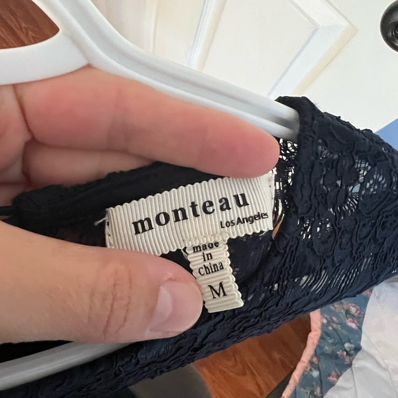 Dress size medium - Picture 3 of 3